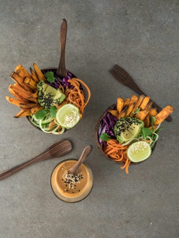 Table with Salad
